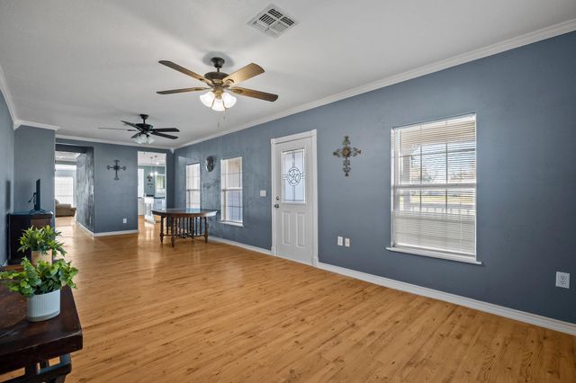 2006 Main Street, Danbury, TX 77534