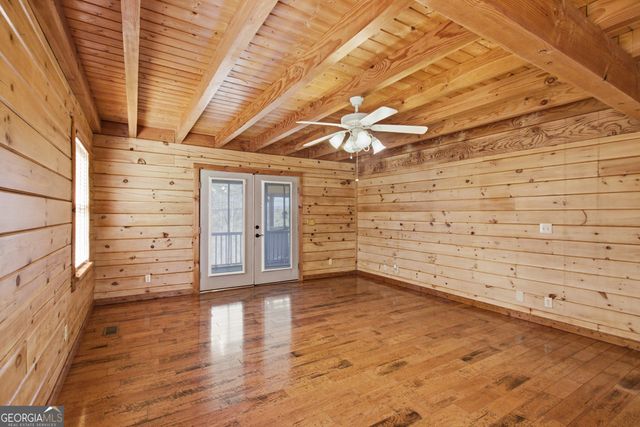 221 Laurel Circle, Dahlonega, GA 30533