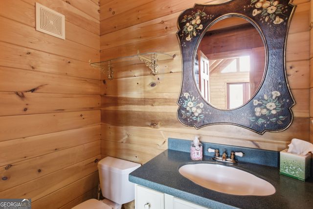 221 Laurel Circle, Dahlonega, GA 30533