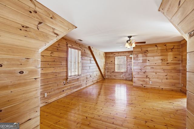 221 Laurel Circle, Dahlonega, GA 30533