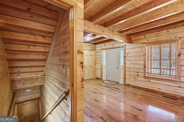 221 Laurel Circle, Dahlonega, GA 30533