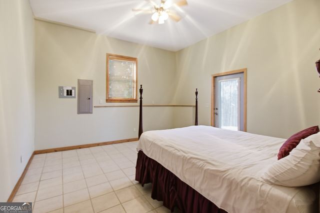 221 Laurel Circle, Dahlonega, GA 30533