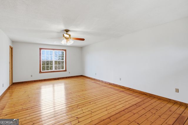 221 Laurel Circle, Dahlonega, GA 30533