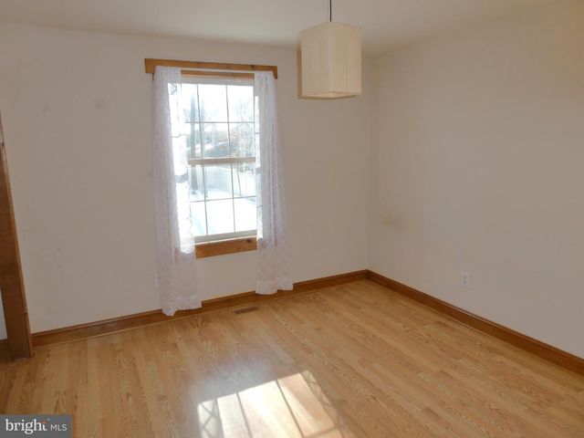 121 CROSLEY DR, Atco, NJ 08004