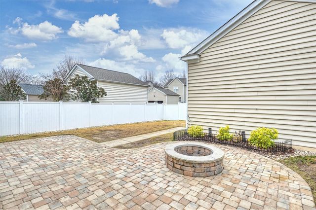 10513 Serape Road, Charlotte, NC 28277