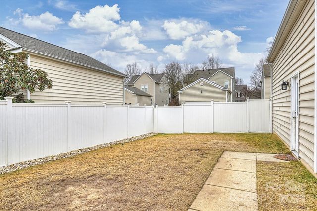 10513 Serape Road, Charlotte, NC 28277