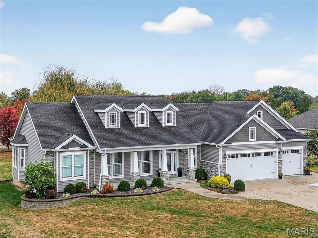 537 Oakbluff Court, Troy, MO 63379