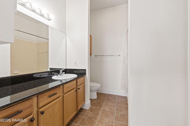 201 Settlers Trace Boulevard Apt 1405, Lafayette, LA 70508