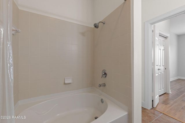 201 Settlers Trace Boulevard Apt 1405, Lafayette, LA 70508