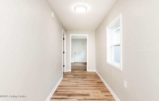 635 Lynn St, Louisville, KY 40217