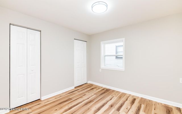 635 Lynn St, Louisville, KY 40217