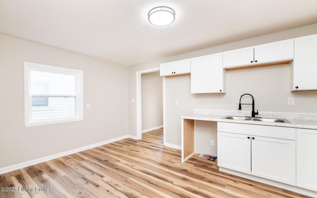 635 Lynn St, Louisville, KY 40217