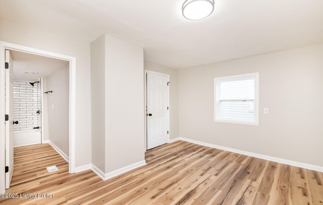 635 Lynn St, Louisville, KY 40217