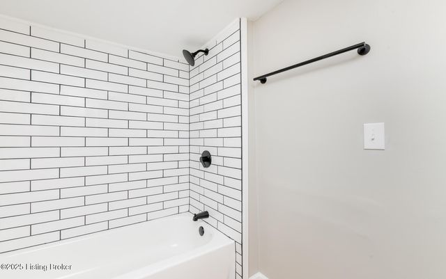 635 Lynn St, Louisville, KY 40217