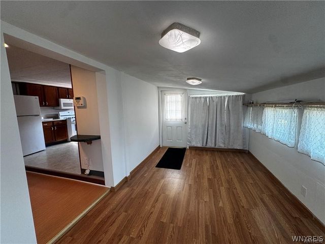 288 Fox Hunt Drive, Lockport Town, NY 14094