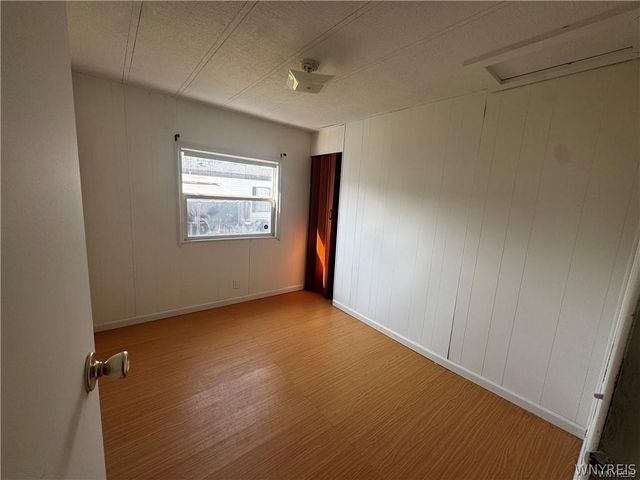 288 Fox Hunt Drive, Lockport Town, NY 14094