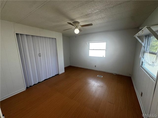 288 Fox Hunt Drive, Lockport Town, NY 14094