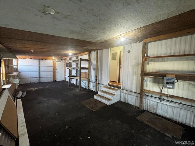 288 Fox Hunt Drive, Lockport Town, NY 14094