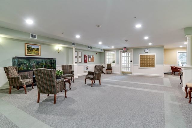 34 Meeting House Lane 114, Stow, MA 01775