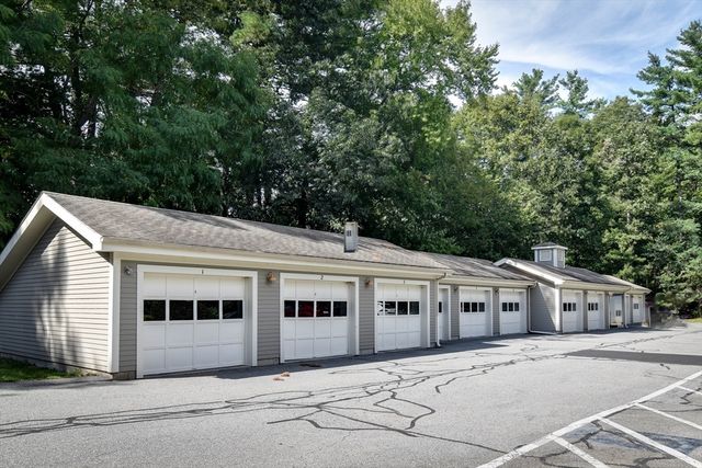 34 Meeting House Lane 114, Stow, MA 01775