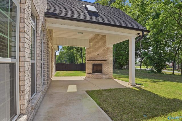 20630 Calcutta Street, Athens, AL 35611