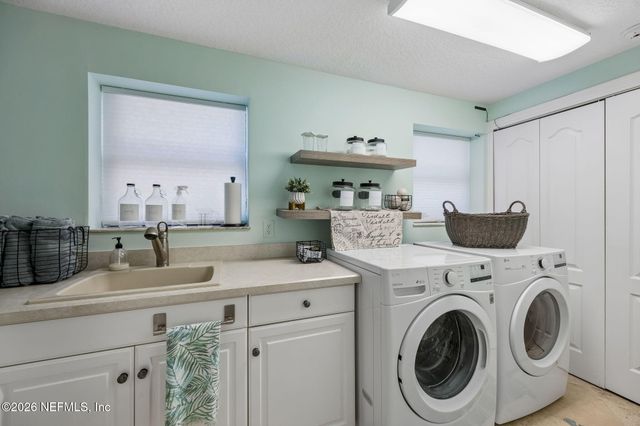 349 1ST Street S 301, Jacksonville Beach, FL 32250