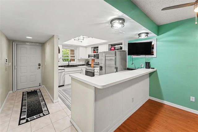 12900 VONN ROAD E204, Largo, FL 33774