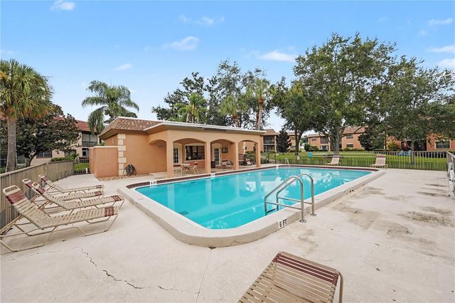 12900 VONN ROAD E204, Largo, FL 33774