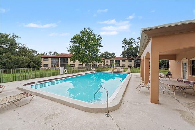 12900 VONN ROAD E204, Largo, FL 33774
