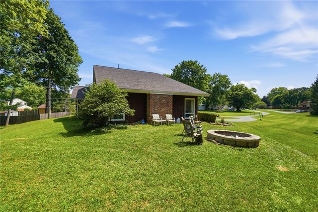 2798 Parakeet Lane, Beavercreek, OH 45434