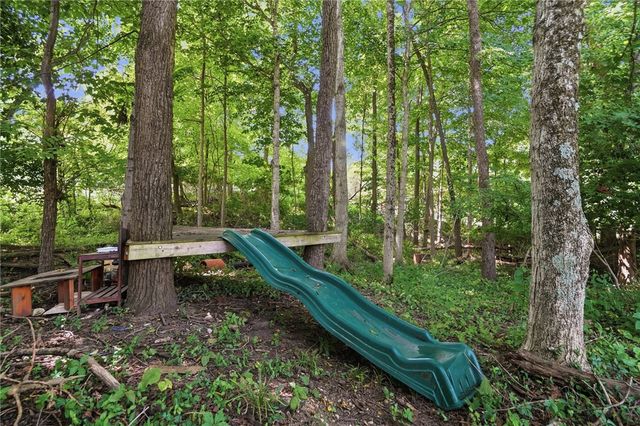 2798 Parakeet Lane, Beavercreek, OH 45434