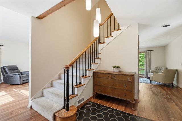 2798 Parakeet Lane, Beavercreek, OH 45434