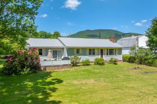 56 Jenness Road, Weathersfield, VT 05089