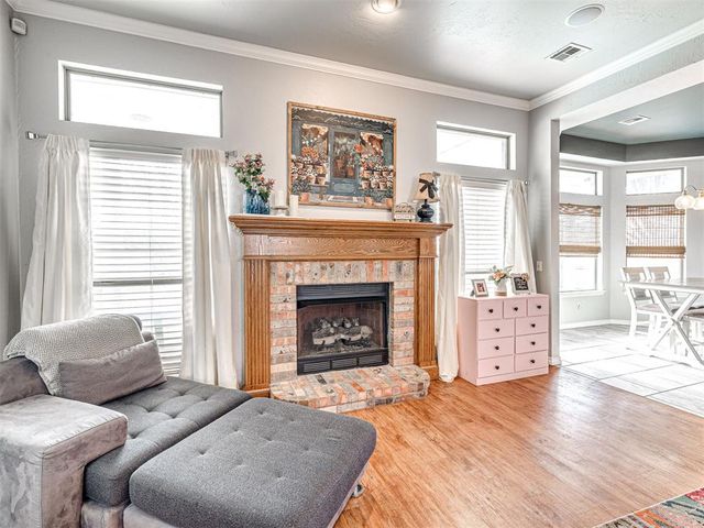 3204 Maple Lane, Moore, OK 73170