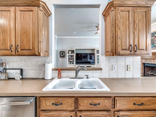 3204 Maple Lane, Moore, OK 73170