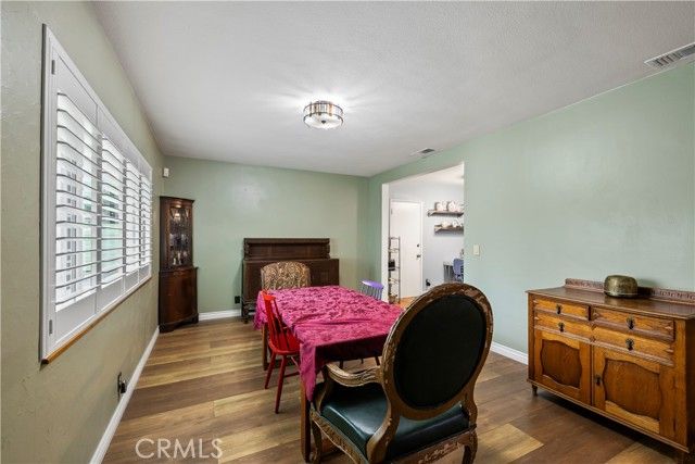 536 S College, Claremont, CA 91711