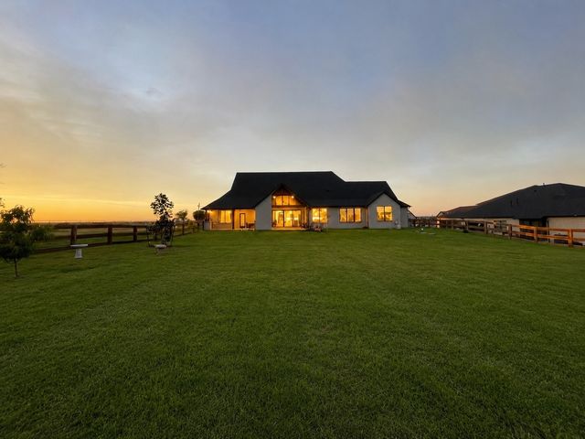 3417 Dovehill Drive, Northlake, TX 76247