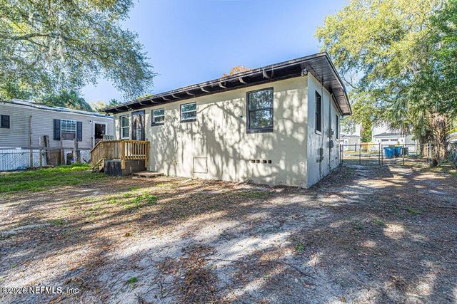 8306 GALVESTON Avenue, Jacksonville, FL 32211