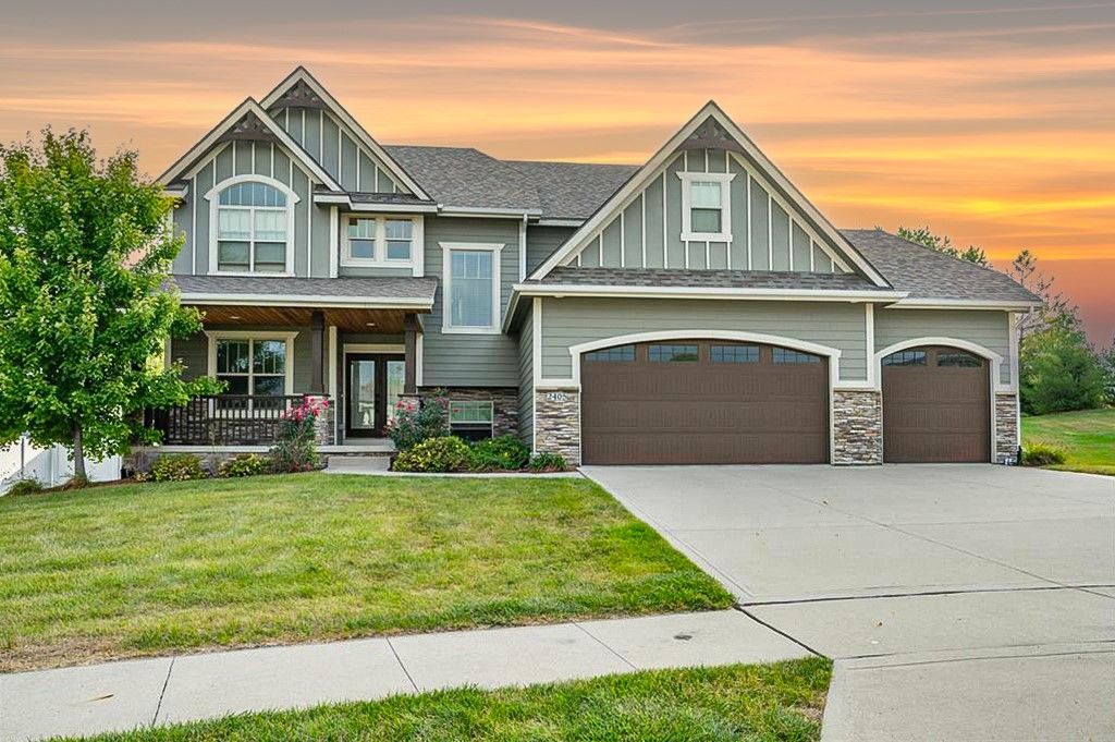 2405 148th Court, Urbandale, IA 50323