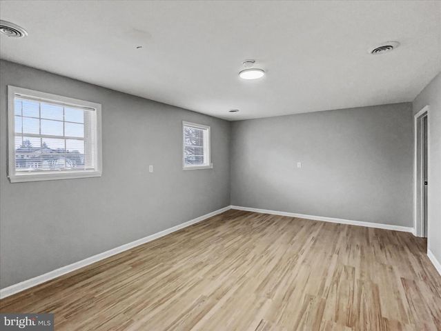 1360 BREEZEVIEW DR, York, PA 17404