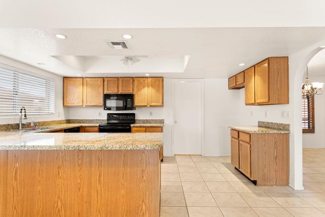 7309 W Canterbury Drive, Peoria, AZ 85345