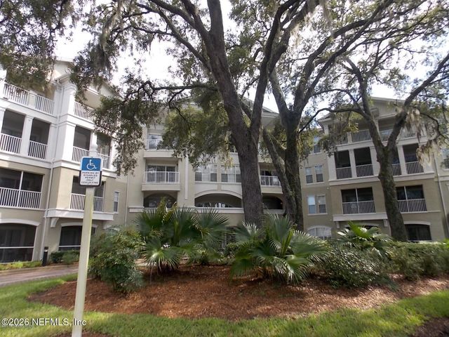 8290 GATE Parkway W 135, Jacksonville, FL 32216