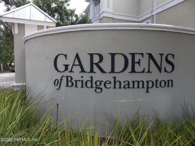 8290 GATE Parkway W 135, Jacksonville, FL 32216