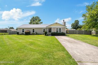 213 Ashwood Court, Havelock, NC 28532