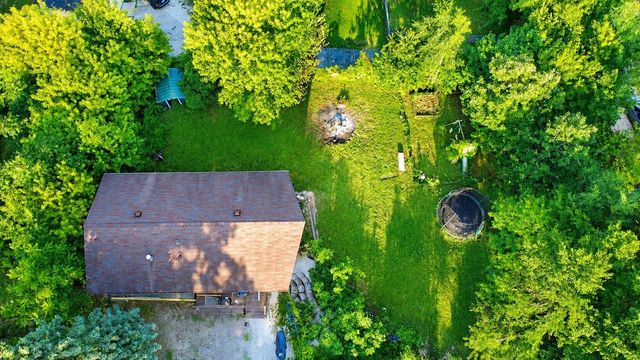 N1492 Clover ROAD, Lake Geneva, WI 53147