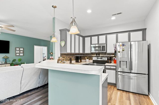 307 Coralstone Court, Leland, NC 28451