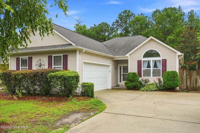307 Coralstone Court, Leland, NC 28451