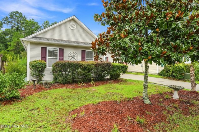 307 Coralstone Court, Leland, NC 28451
