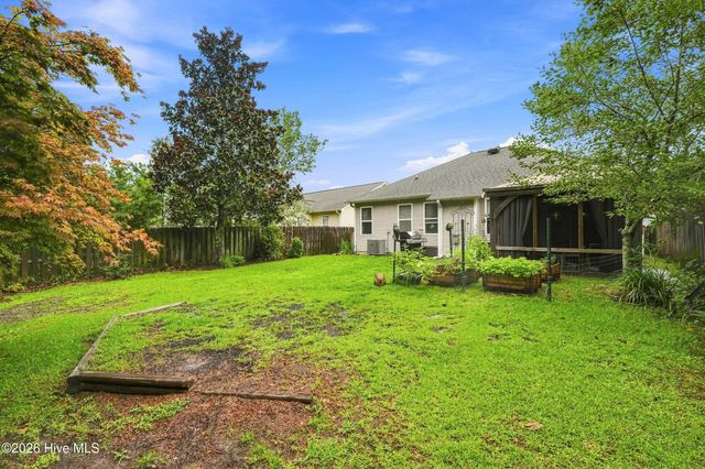 307 Coralstone Court, Leland, NC 28451