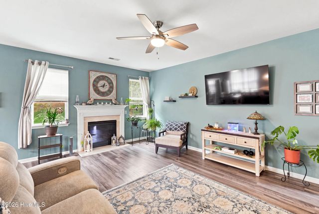 307 Coralstone Court, Leland, NC 28451